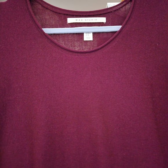 Merino wool sweater - Medium - Long sleeves - Burgundy color - Picture 5 of 6